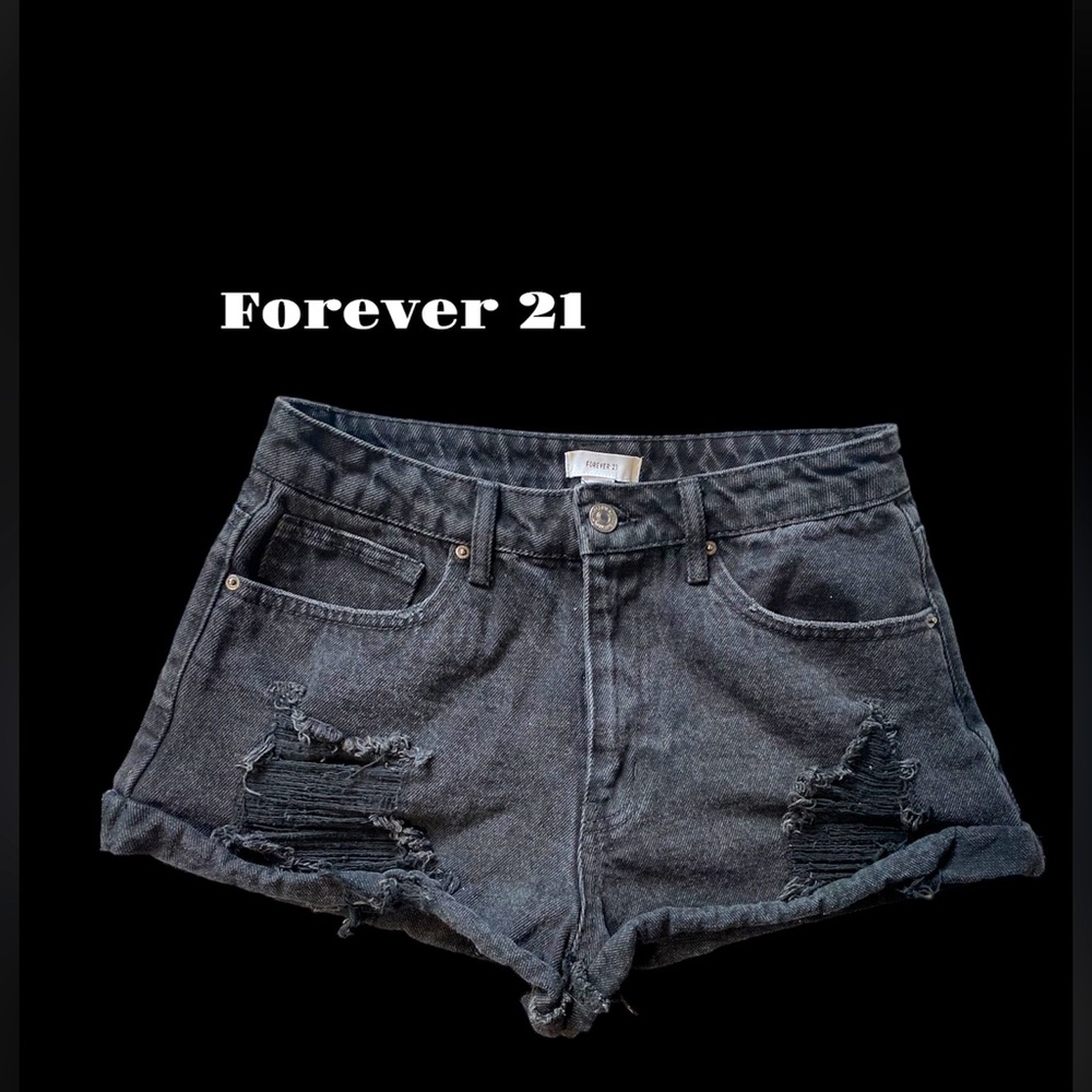 Black shorts from forever 21, Size S US-27
